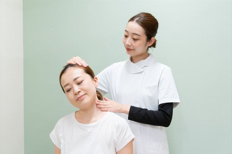 整骨院で行われる小顔調整とは？